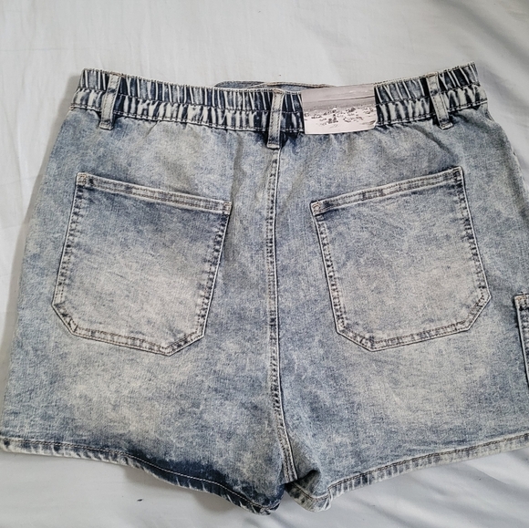 Shorts size 16 - Picture 2 of 3